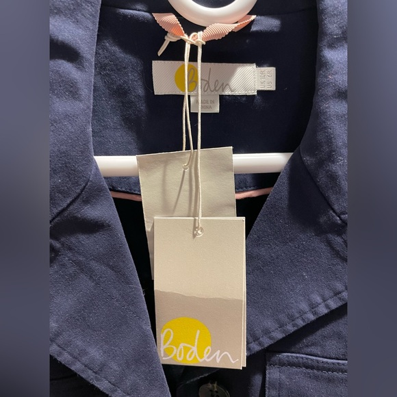 Boden Embroidered Cotton Jacket. Size 6. NWT. - Picture 5 of 6